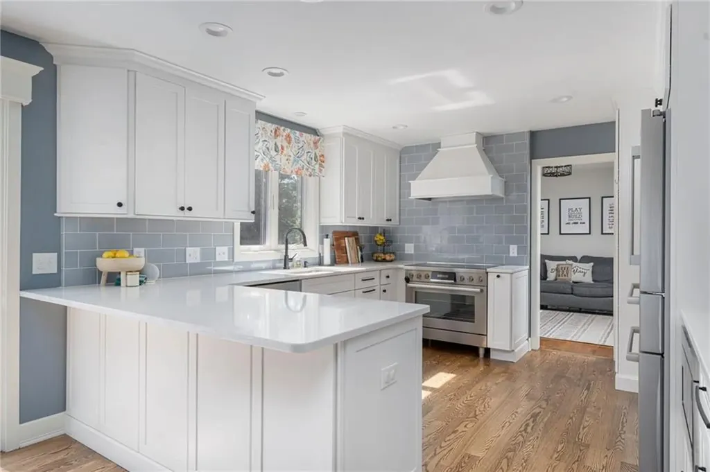 45 Verdant Lane Warwick RI 02886