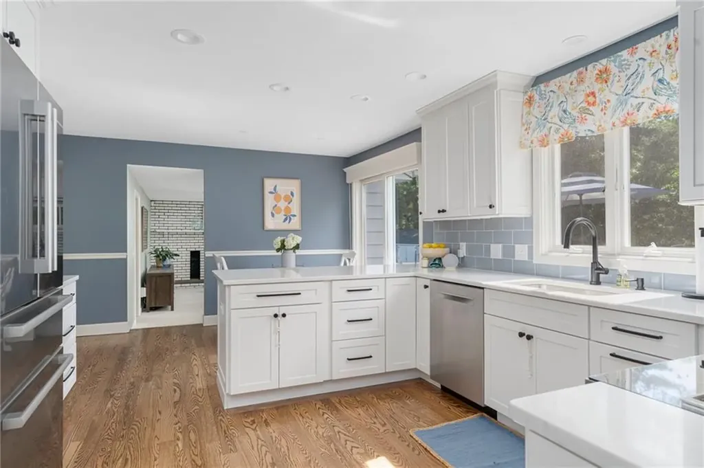 45 Verdant Lane Warwick RI 02886