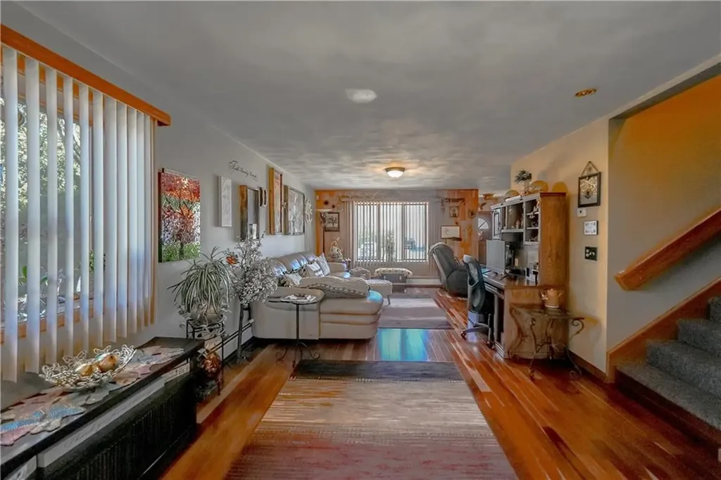 40 42 Orchard Street Johnston RI 02919