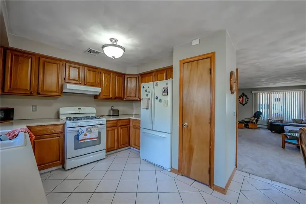 40 42 Orchard Street Johnston RI 02919