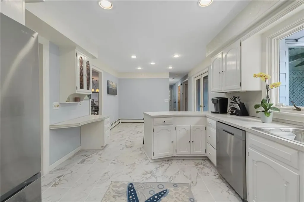 555 Wilbur Avenue Cranston RI 02921