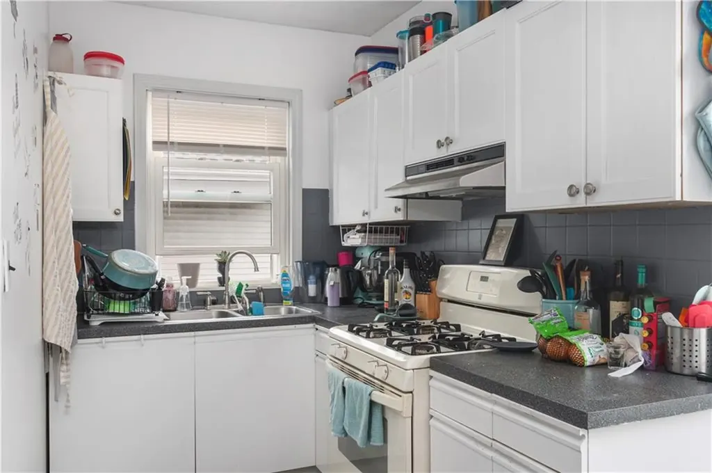 143 Coyle Avenue Pawtucket RI 02861