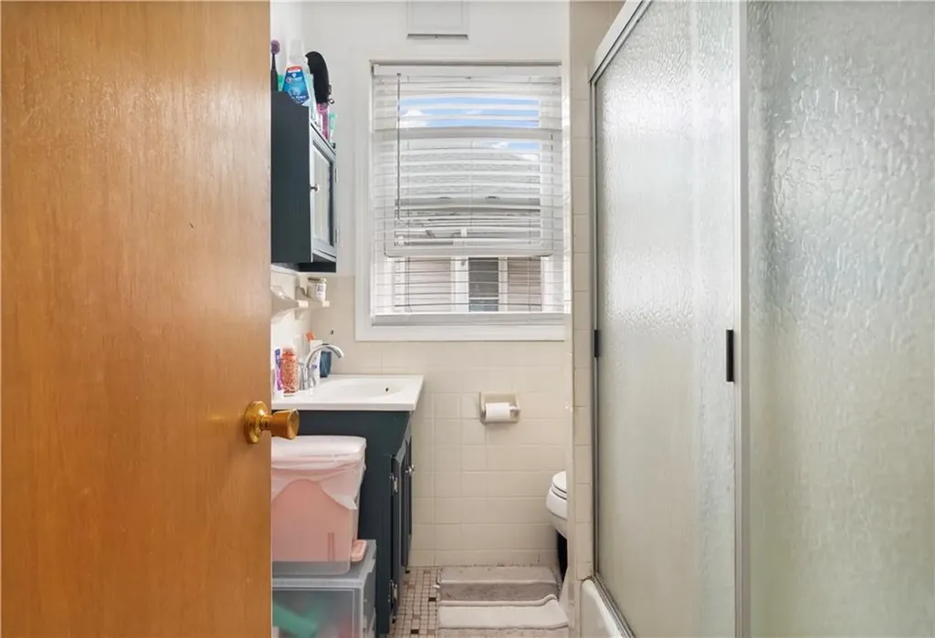 143 Coyle Avenue Pawtucket RI 02861