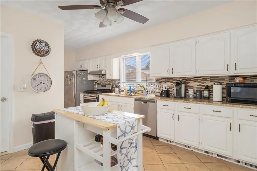 143 Coyle Avenue Pawtucket RI 02861