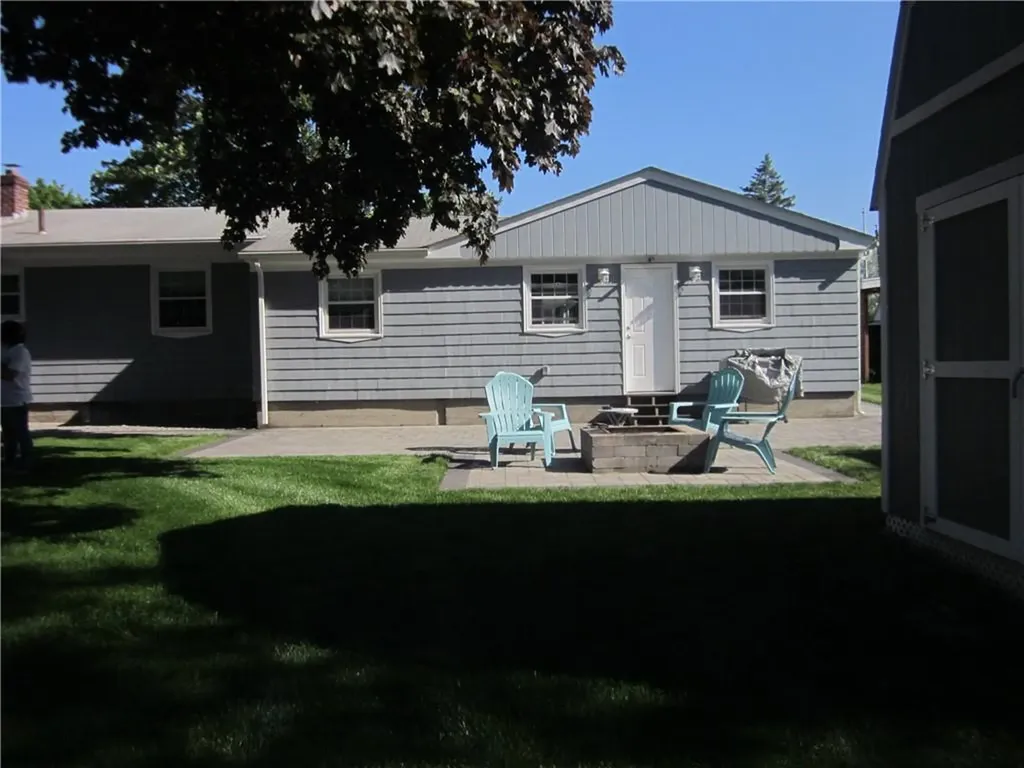 5 Domin Avenue Smithfield RI 02917