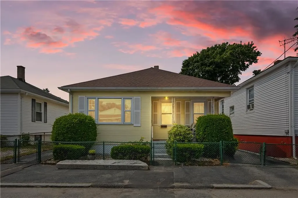 42 Mcmillen Street Providence RI 02904