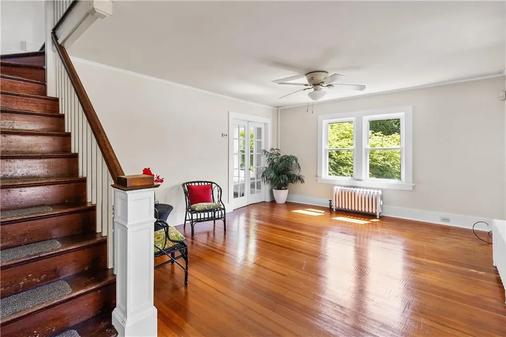 3691 Kingstown Road South Kingstown RI 02892