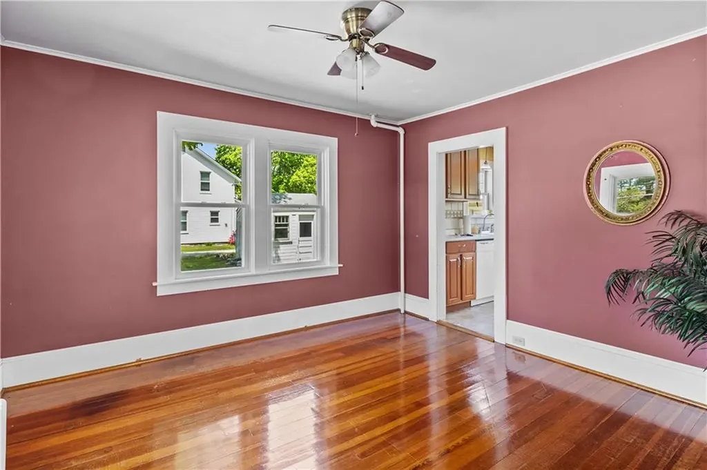 3691 Kingstown Road South Kingstown RI 02892