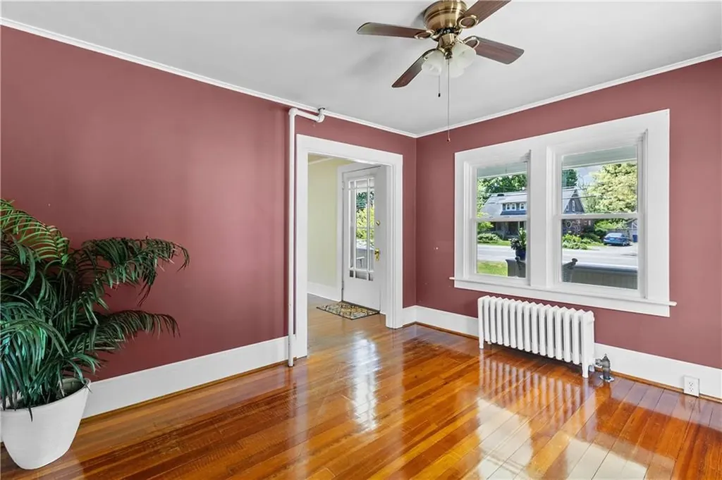 3691 Kingstown Road South Kingstown RI 02892