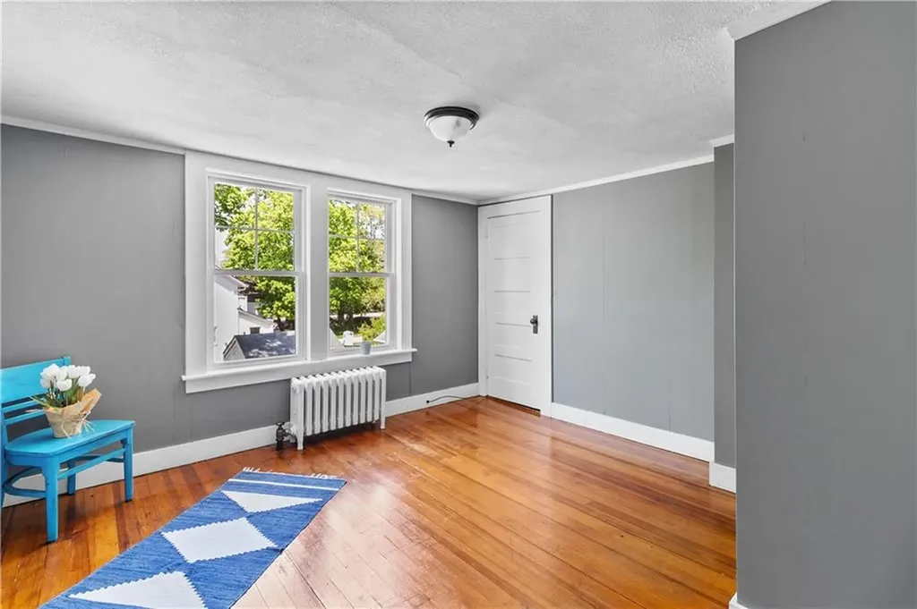 3691 Kingstown Road South Kingstown RI 02892