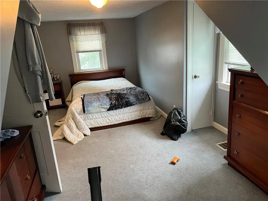83 Olympia Avenue Pawtucket RI 02861