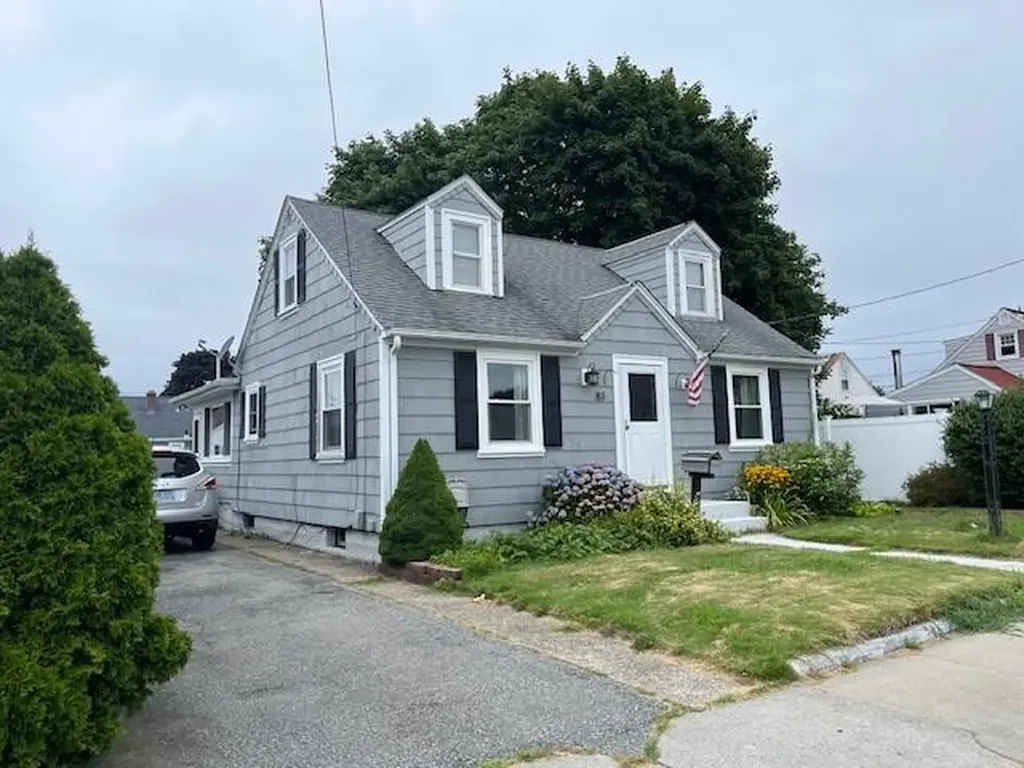 83 Olympia Avenue Pawtucket RI 02861