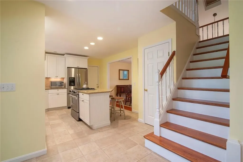 12 Brown Drive Westerly RI 02891