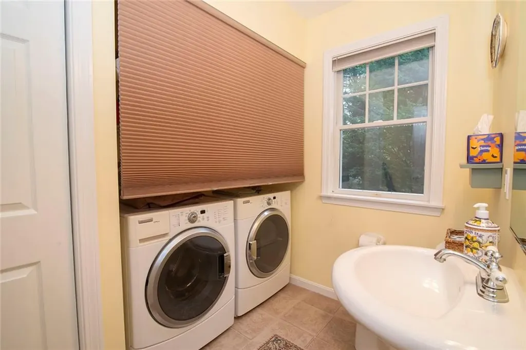 12 Brown Drive Westerly RI 02891