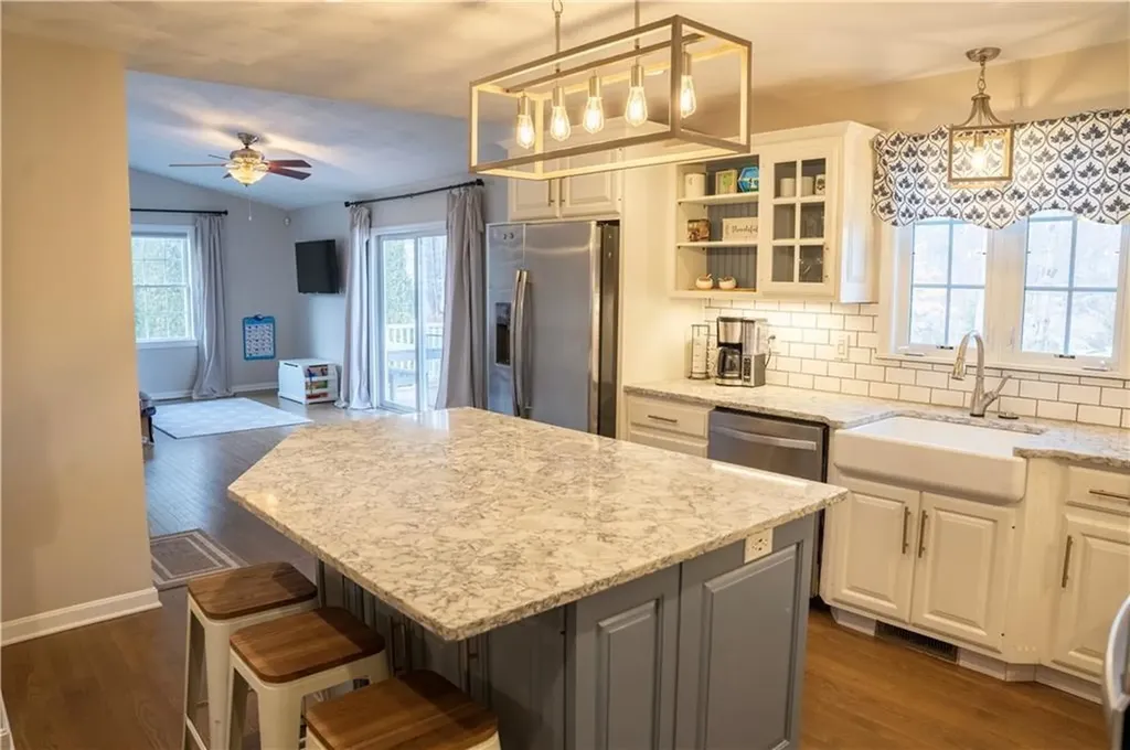 35 Gilcrest Drive West Warwick RI 02893