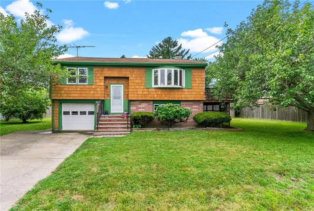 1170 Aquidneck Avenue Middletown RI 02842