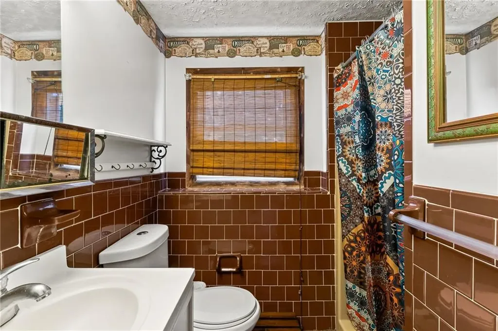 1170 Aquidneck Avenue Middletown RI 02842