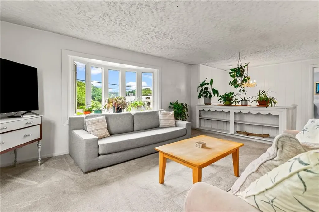 1170 Aquidneck Avenue Middletown RI 02842