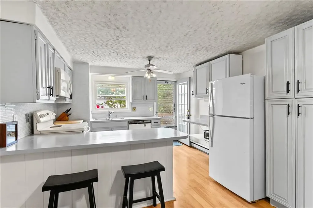 1170 Aquidneck Avenue Middletown RI 02842