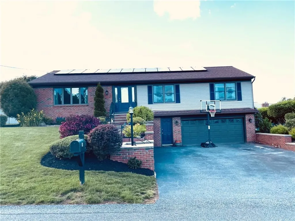 24 Pinewood Drive North Providence RI 02904