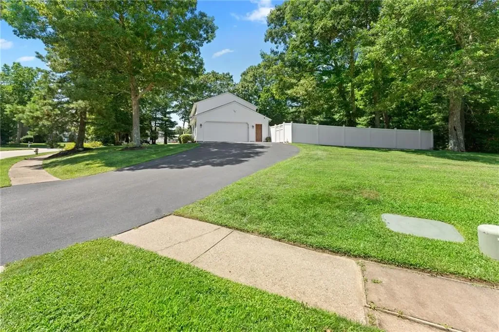 3 Regalwood Drive Coventry RI 02816