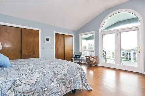 60 Browning Street South Kingstown RI 02879