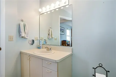 60 Browning Street South Kingstown RI 02879