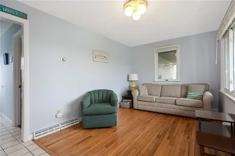 60 Browning Street South Kingstown RI 02879