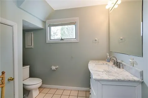 60 Browning Street South Kingstown RI 02879