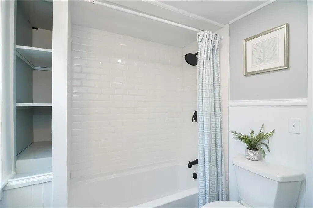 39 Sowamsett Avenue Warren RI 02885