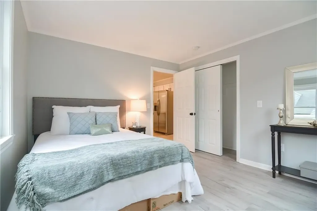 39 Sowamsett Avenue Warren RI 02885