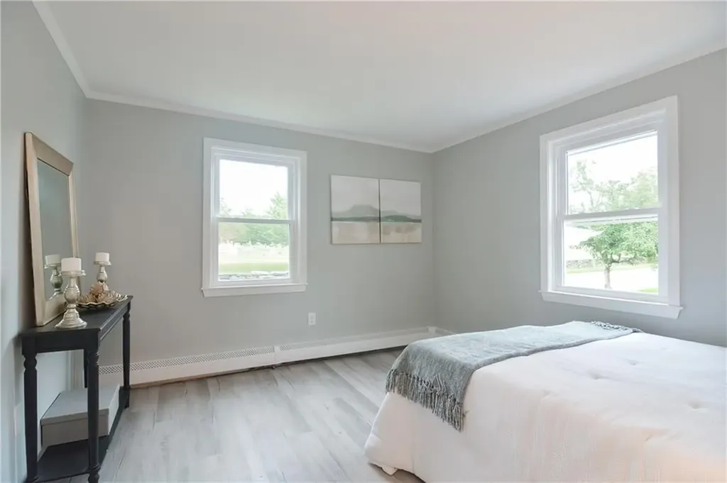 39 Sowamsett Avenue Warren RI 02885