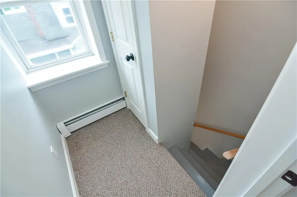 39 Sowamsett Avenue Warren RI 02885