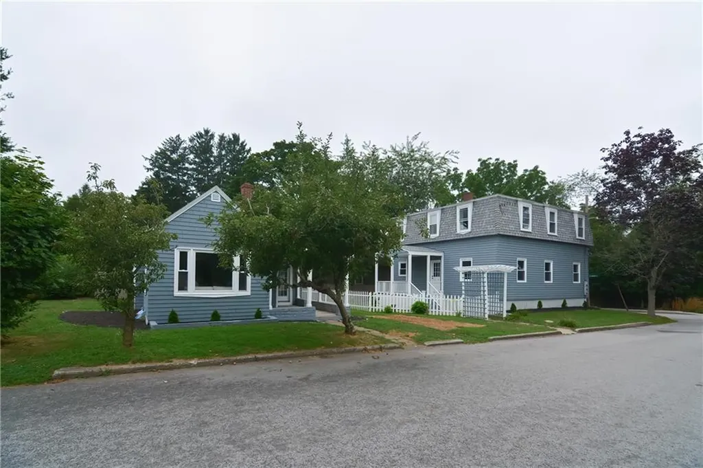 39 Sowamsett Avenue Warren RI 02885