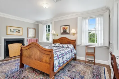 137 Grotto Avenue Providence RI 02906