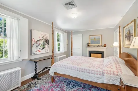 137 Grotto Avenue Providence RI 02906