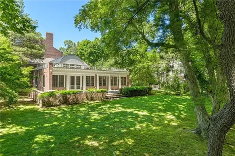 137 Grotto Avenue Providence RI 02906