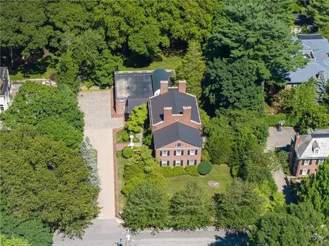 137 Grotto Avenue Providence RI 02906