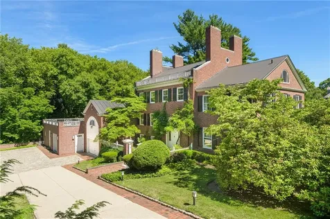 137 Grotto Avenue Providence RI 02906