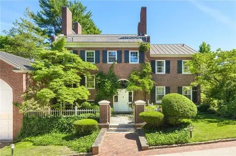 137 Grotto Avenue Providence RI 02906