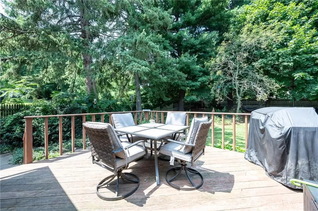 59 Westfield Drive Cranston RI 02920
