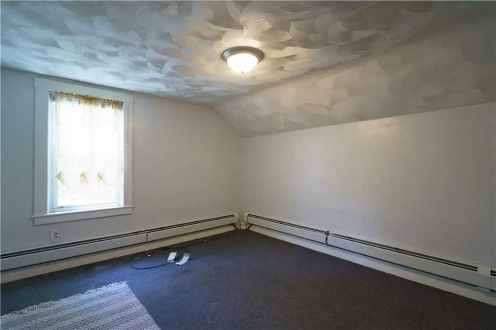 143 King Street Warwick RI 02886