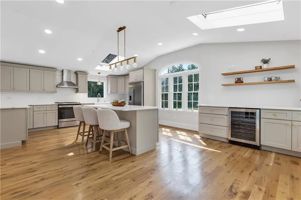 3 Tanglewood Drive Barrington RI 02806