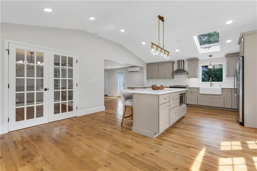 3 Tanglewood Drive Barrington RI 02806