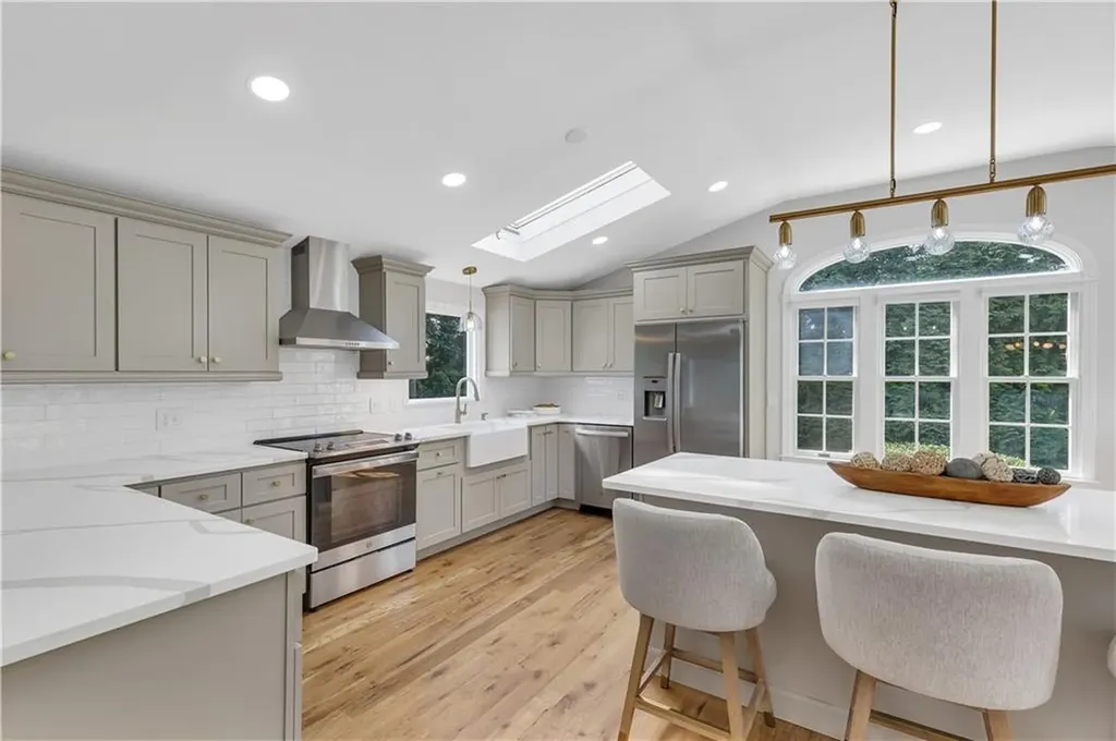 3 Tanglewood Drive Barrington RI 02806