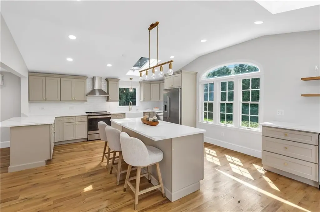 3 Tanglewood Drive Barrington RI 02806