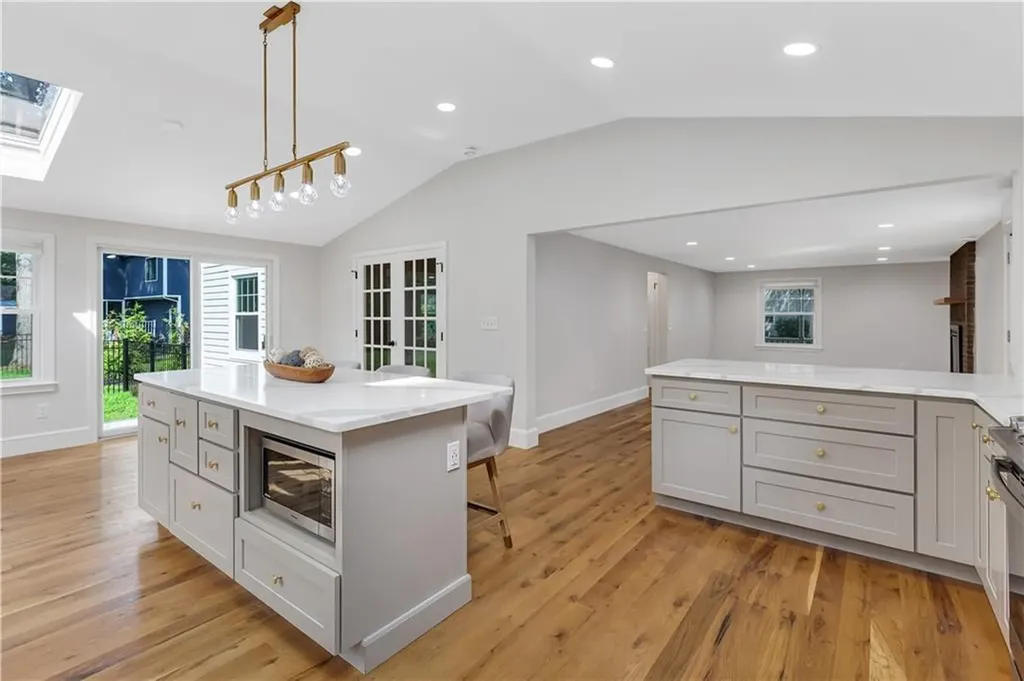 3 Tanglewood Drive Barrington RI 02806