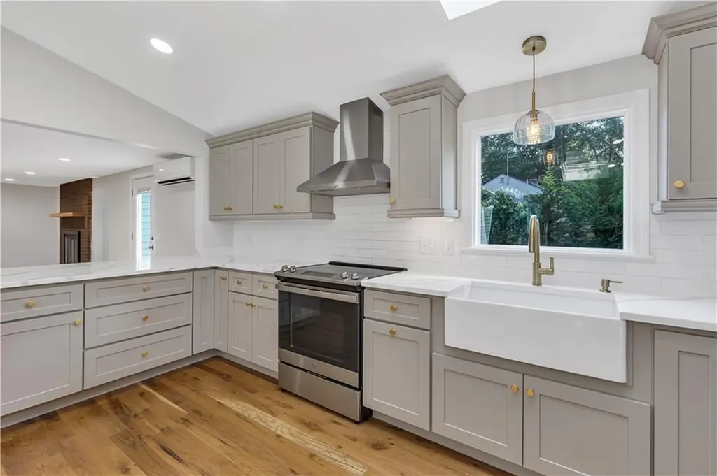 3 Tanglewood Drive Barrington RI 02806