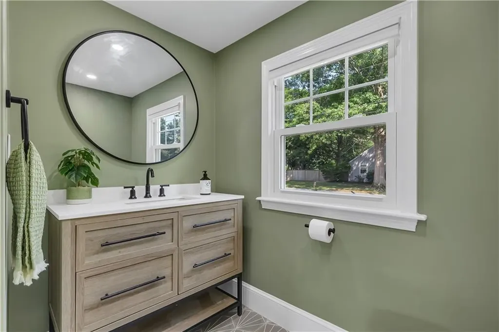 3 Tanglewood Drive Barrington RI 02806