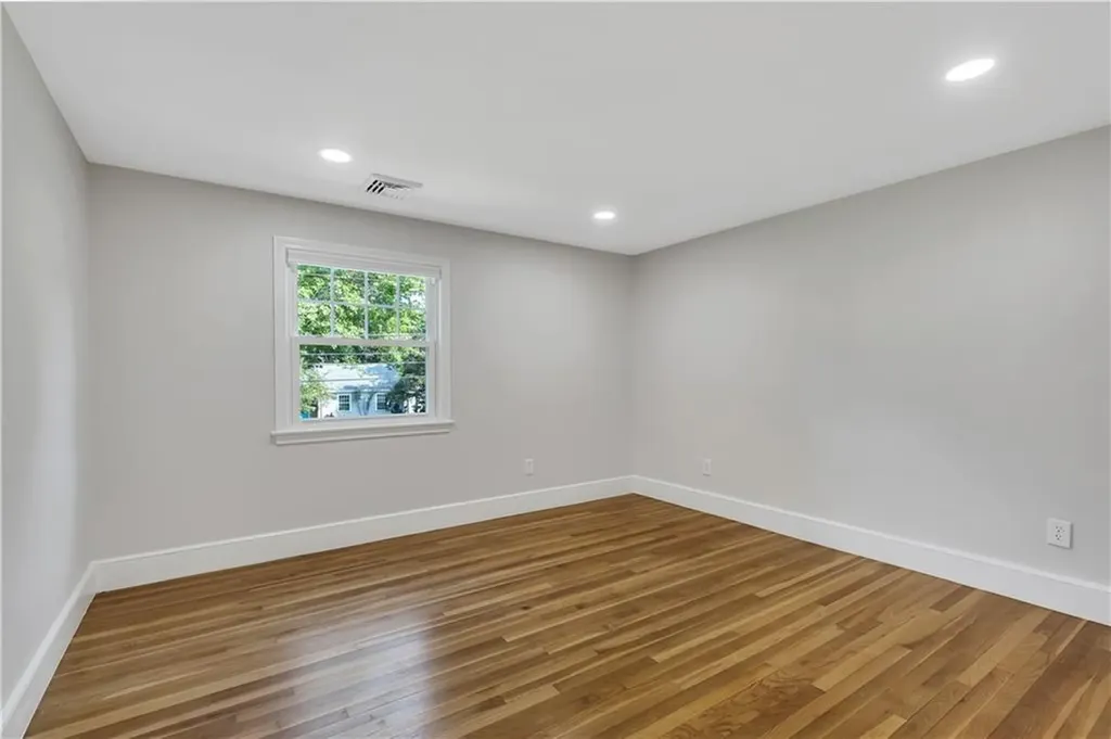 3 Tanglewood Drive Barrington RI 02806